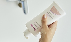 &#39;N&#226;ng cấp&#39; ti&#234;u chuẩn vệ sinh v&#249;ng k&#237;n: Khi sạch nhẹ dịu trở th&#224;nh b&#237; quyết gi&#250;p &#39;n&#224;ng&#39; thăng hạng tự tin