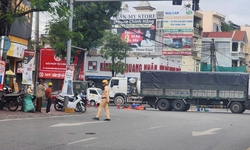 Va chạm &#244; t&#244; tải, hai anh em ruột gặp nạn