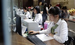 Làn sóng tăng lãi suất ngân hàng lan rộng