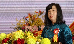 Phong tr&#224;o thi đua y&#234;u nước th&#250;c đẩy to&#224;n ng&#224;nh Y tế thực hiện vượt mức c&#225;c mục ti&#234;u chăm s&#243;c sức khoẻ nh&#226;n d&#226;n