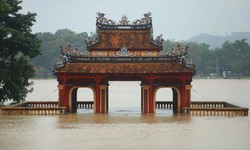Nguyên nhân gây mưa lớn dữ dội ở Huế, lượng mưa lên đến trên 1700mm trong ngày