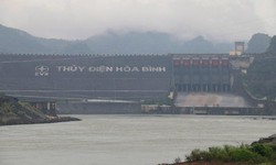 Li&#234;n tiếp mở 2 cửa xả đ&#225;y thủy điện H&#242;a B&#236;nh ứng ph&#243; với đợt mưa lớn sắp tới