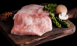 C&#243; n&#234;n ăn thịt lợn nọng thay thế thịt lợn nạc kh&#244;ng?