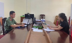 Đăng logo website đ&#225;nh bạc l&#234;n Facebook, c&#244; g&#225;i bị phạt 7,5 triệu đồng