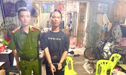 Tin mới vụ giấu 20 kg bạc dưới đế gi&#224;y vận chuyển tr&#225;i ph&#233;p qua bi&#234;n giới