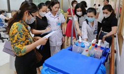 Quản lý chất thải y tế: Từ phân loại tại nguồn đến tái chế an toàn