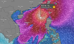 B&#227;o số 14 g&#226;y s&#243;ng cao 9 m&#233;t, Bộ X&#226;y dựng y&#234;u cầu kiểm đếm t&#224;u thuyền, kh&#244;ng để mất li&#234;n lạc
