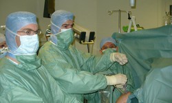 B&#225;c sĩ Tăng H&#224; Nam Anh kể chuyện đi Ph&#225;p học phẫu thuật