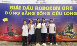 &#39;D&#249; c&#244;ng nghệ thay đổi nhanh đến đ&#226;u, người thầy vẫn l&#224; điểm tựa gi&#250;p học tr&#242; trưởng th&#224;nh&#39;