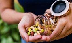 3 nhóm người cần cẩn trọng khi sử dụng các loại hạt