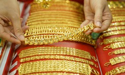 Gi&#225; v&#224;ng h&#244;m nay ng&#224;y 17/11 tạm ngừng giảm mạnh