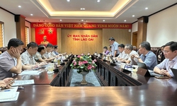 Tổng gi&#225;m đốc EVNNPT l&#224;m việc với UBND tỉnh L&#224;o Cai gỡ vướng mắc c&#225;c dự &#225;n truyền tải điện