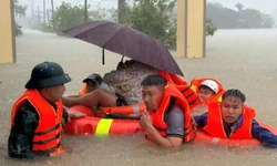 Thủ tướng y&#234;u cầu huy động mọi lực lượng cứu d&#226;n v&#249;ng lũ Gia Lai – Đắk Lắk