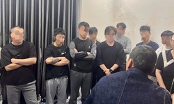 Ph&#225;t hiện 13 c&#244;ng d&#226;n Trung Quốc qu&#225; cảnh tr&#225;i ph&#233;p v&#224;o Việt Nam để chờ sang Campuchia t&#236;m việc