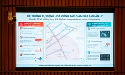 Bộ C&#244;ng an lần đầu giới thiệu v&#242;ng tay gi&#225;m s&#225;t người cai nghiện ma t&#250;y