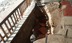 Tạm dừng hoạt động kinh doanh tại k&#232; biển Mũi N&#233; v&#236; sạt lở