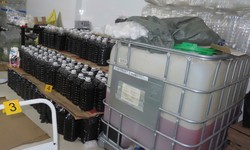 Khởi tố đối tượng sản xuất h&#224;ng giả l&#224; nước mắm, nước giặt
