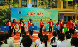 Bảo vệ trẻ em tr&#234;n kh&#244;ng gian mạng: Tr&#225;ch nhiệm từ gia đ&#236;nh, nh&#224; trường v&#224; x&#227; hội