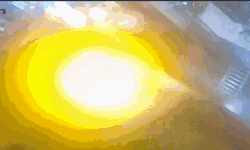 &#212; t&#244; tải g&#226;y tai nạn li&#234;n ho&#224;n trong ng&#245; Ho&#224;ng Mai, t&#224;i xế bỏ lại xe rời hiện trường