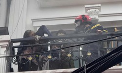 Giải cứu th&#224;nh c&#244;ng 3 người trong vụ ch&#225;y tại Hải Ph&#242;ng