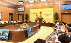 Ủy ban Văn h&#243;a v&#224; X&#227; hội thẩm tra ch&#237;nh s&#225;ch đột ph&#225; cho ng&#224;nh Y tế