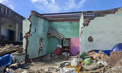 8 người chết v&#224; mất t&#237;ch, gần 27 ngh&#236;n ng&#244;i nh&#224; bị sập, hư hỏng do b&#227;o số 13