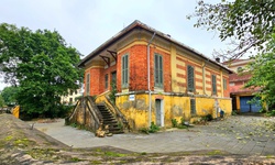 Cận cảnh biệt thự Ph&#225;p trăm năm tuổi ở Huế