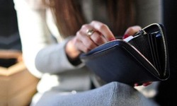 Từ 15/12, kiểm so&#225;t thu nhập của vợ hoặc chồng sẽ bị phạt đến 30 triệu đồng