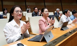 Bế mạc Kỳ họp thứ 10: Quốc hội th&#244;ng qua 2 nghị quyết quan trọng về chăm s&#243;c sức khỏe nh&#226;n d&#226;n