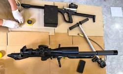 Điều tra vụ người phụ nữ bị bắn tử vong ngay trước cửa nhà, hiện trường phát hiện vật lạ