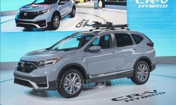 Giá xe ô tô 'lao dốc' dịp cuối năm