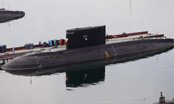 Thực hư việc tàu ngầm Nga lần đầu bị UAV dưới nước của Ukraine tấn công?