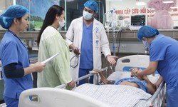 Hôn mê sâu do xuất huyết não, bệnh nhân 87 tuổi hồi phục sau 20 ngày