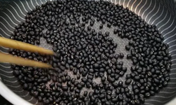 Chuyên gia lý giải lý do đậu đen rang lại tốt cho sức khỏe