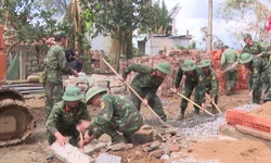 &#39;Chiến dịch Quang Trung&#39; (Kỳ 2): Dọn lũ, dựng nh&#224;, x&#226;y hạnh ph&#250;c