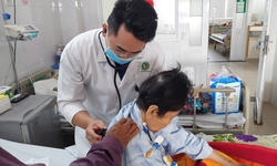 Cứu sống bệnh nhân sốc tim, ngưng tim trong ‘cuộc đua một phút sinh tử’