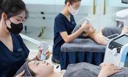 Hà Nội: Không khí làm đẹp đón Tết 'ấm dần', chị em rủ nhau chăm da giữ dáng sớm