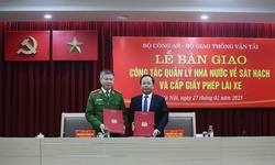 Bộ C&#244;ng an ch&#237;nh thức tiếp nhận việc s&#225;t hạch, cấp giấy ph&#233;p l&#225;i xe từ Bộ GTVT
