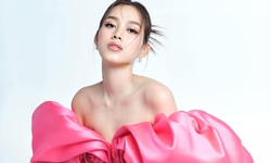 Trước th&#244;ng tin l&#234;n xe hoa với chồng thiếu gia, hoa hậu xứ Thanh c&#243; cuộc sống ra sao sau 4 năm đăng quang?