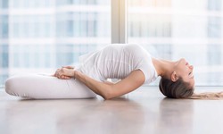 9 tư thế yoga gi&#250;p l&#224;m đẹp da