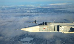 C&#225;ch Su-30SM, Su-33 v&#224; Su-24M phối hợp tiếp nhi&#234;n liệu tr&#234;n kh&#244;ng