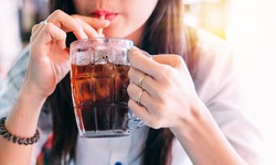 Nghi&#234;n cứu g&#226;y sốc ph&#225;t hiện đồ uống phổ biến c&#243; thể g&#226;y ung thư khoang miệng