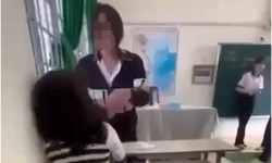 M&#226;u thuẫn với bạn c&#249;ng lớp, nữ sinh mang ch&#237;ch điện của bố đến trường dọa bạn