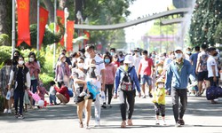 Người d&#226;n sinh th&#225;ng 4/1975 được miễn ph&#237; v&#233; v&#224;o Thảo cầm vi&#234;n S&#224;i G&#242;n