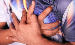 Vì sao vôi hóa sụn sườn dễ bị nhầm với bệnh tim?