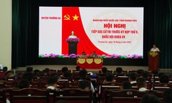 Đo&#224;n đại biểu Quốc hội tỉnh Kh&#225;nh H&#242;a tiếp x&#250;c cử tri ở Trường Sa