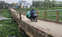 Cầu xuống cấp, mất an to&#224;n giữa TP Thanh H&#243;a