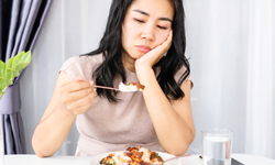 10 lời khuy&#234;n cho người rối loạn ti&#234;u h&#243;a mạn t&#237;nh khi đi du lịch