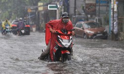Cảnh b&#225;o lốc, s&#233;t, mưa đ&#225; chiều tối nay ở miền Bắc