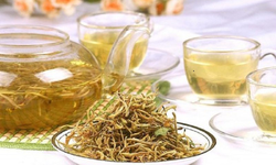 B&#224;i thuốc chữa mụn trứng c&#225; từ c&#226;y kim ng&#226;n